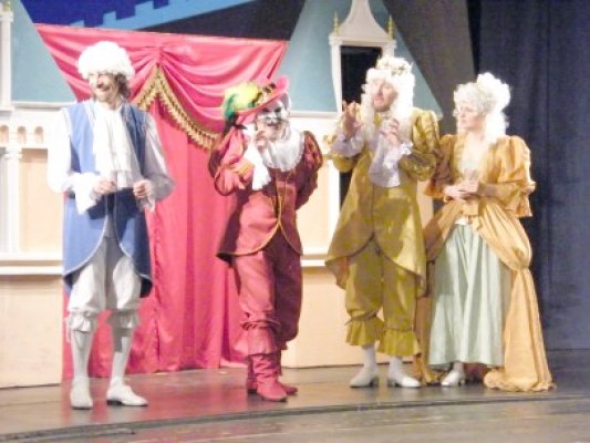 Invitaţie la teatru pentru copii